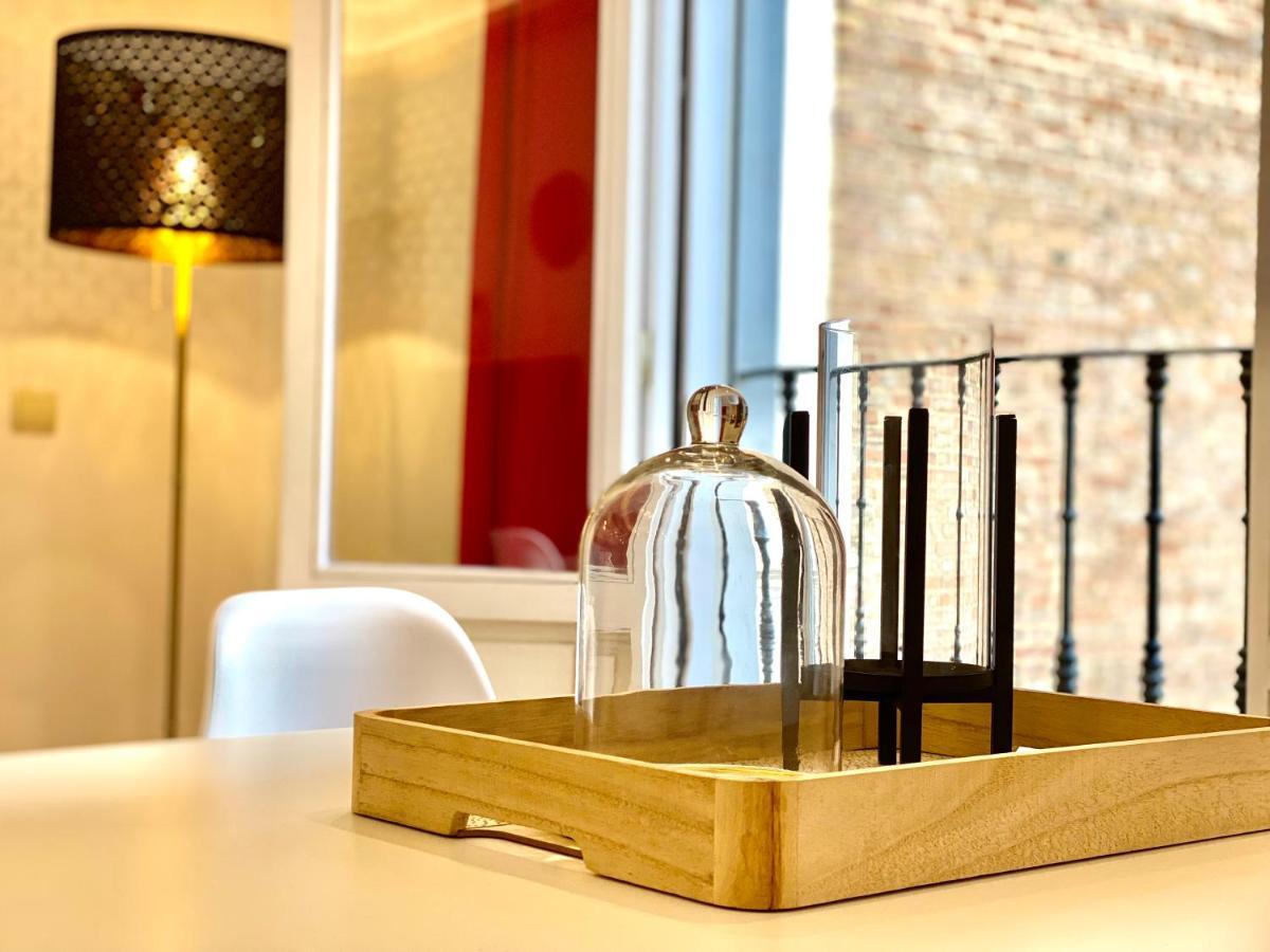 Appartamento Charming Huertas II Madrid Esterno foto