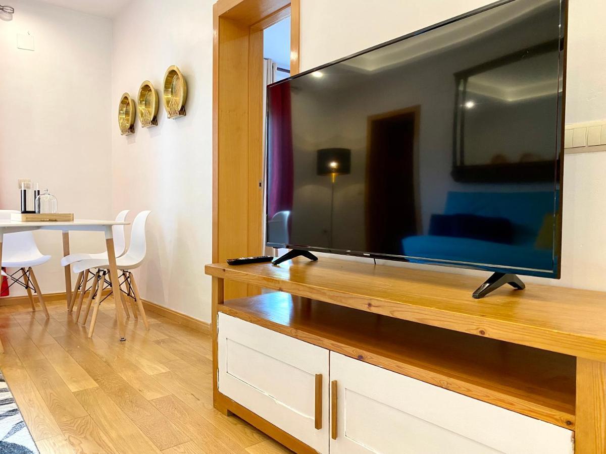 Appartamento Charming Huertas II Madrid Esterno foto
