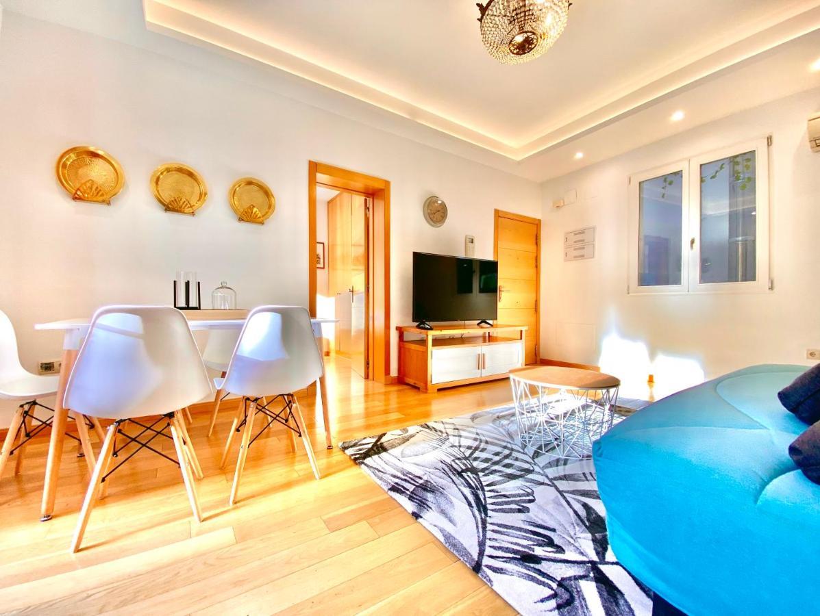 Appartamento Charming Huertas II Madrid Esterno foto